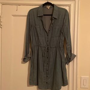 Denim dress. Size large.